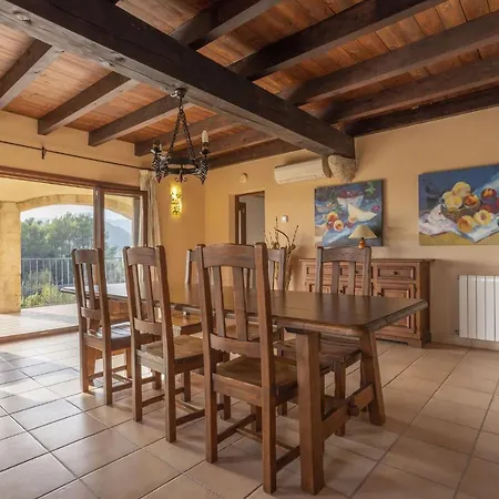 Sa Mina Family Country house