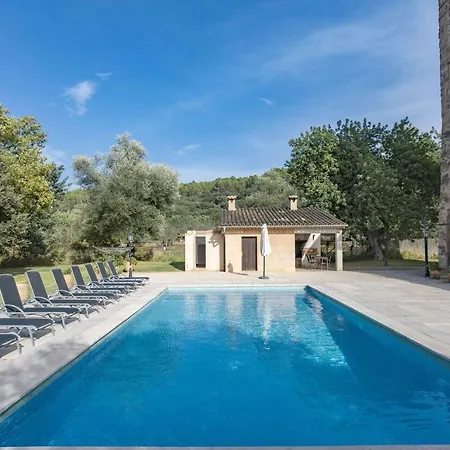 Sa Mina Family Country house *