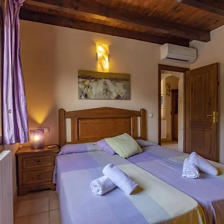 Sa Mina Family Country house *